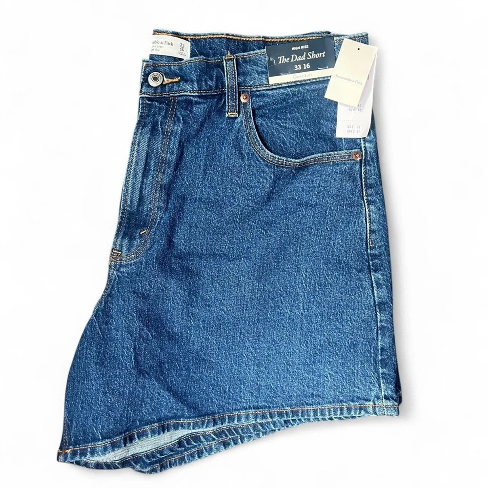 Abercrombie & Fitch Curve Love High Rise Dad Short - Picture 2 of 3